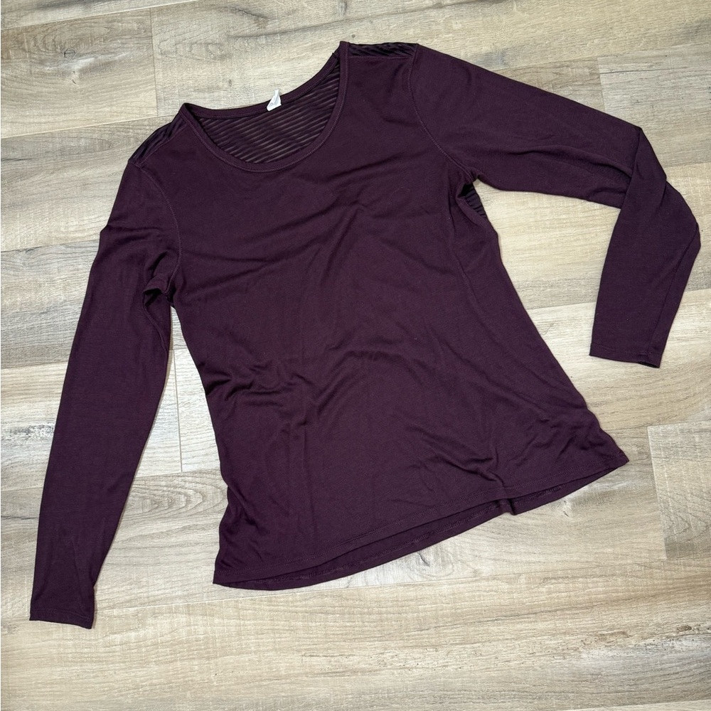 Women's Long Sleeve Workout Top